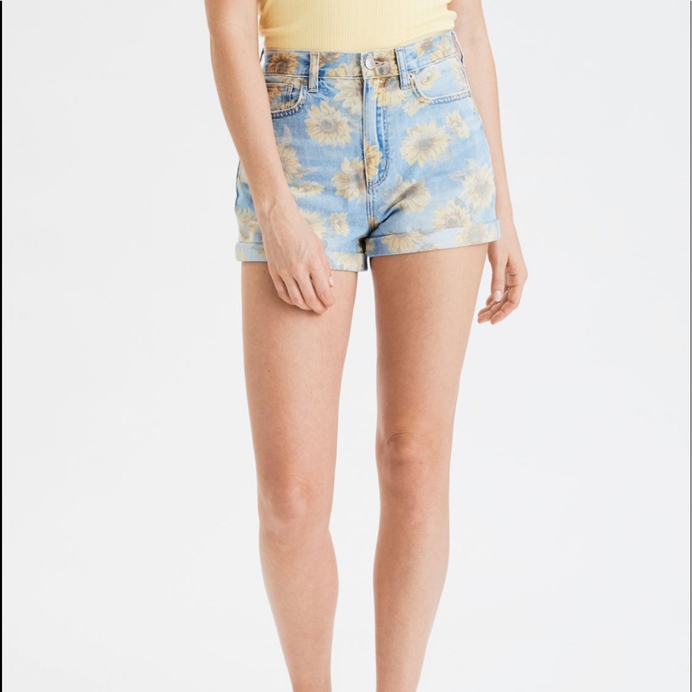 ISO these AE shorts!
